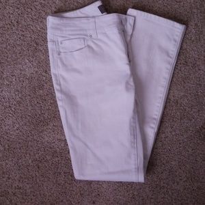 Women's white So Slimming by Chico's jeans